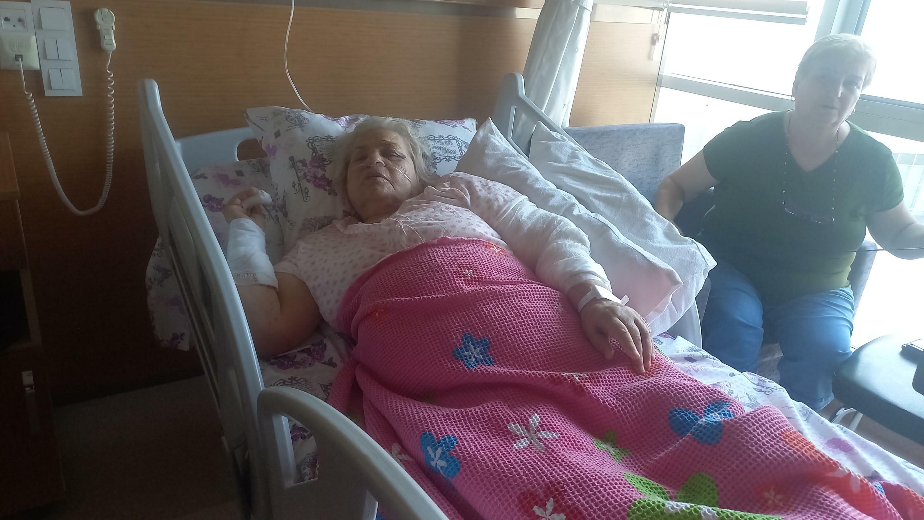 Depremde Esini Kaybeden Hamide Onbas Bi 859885 255201