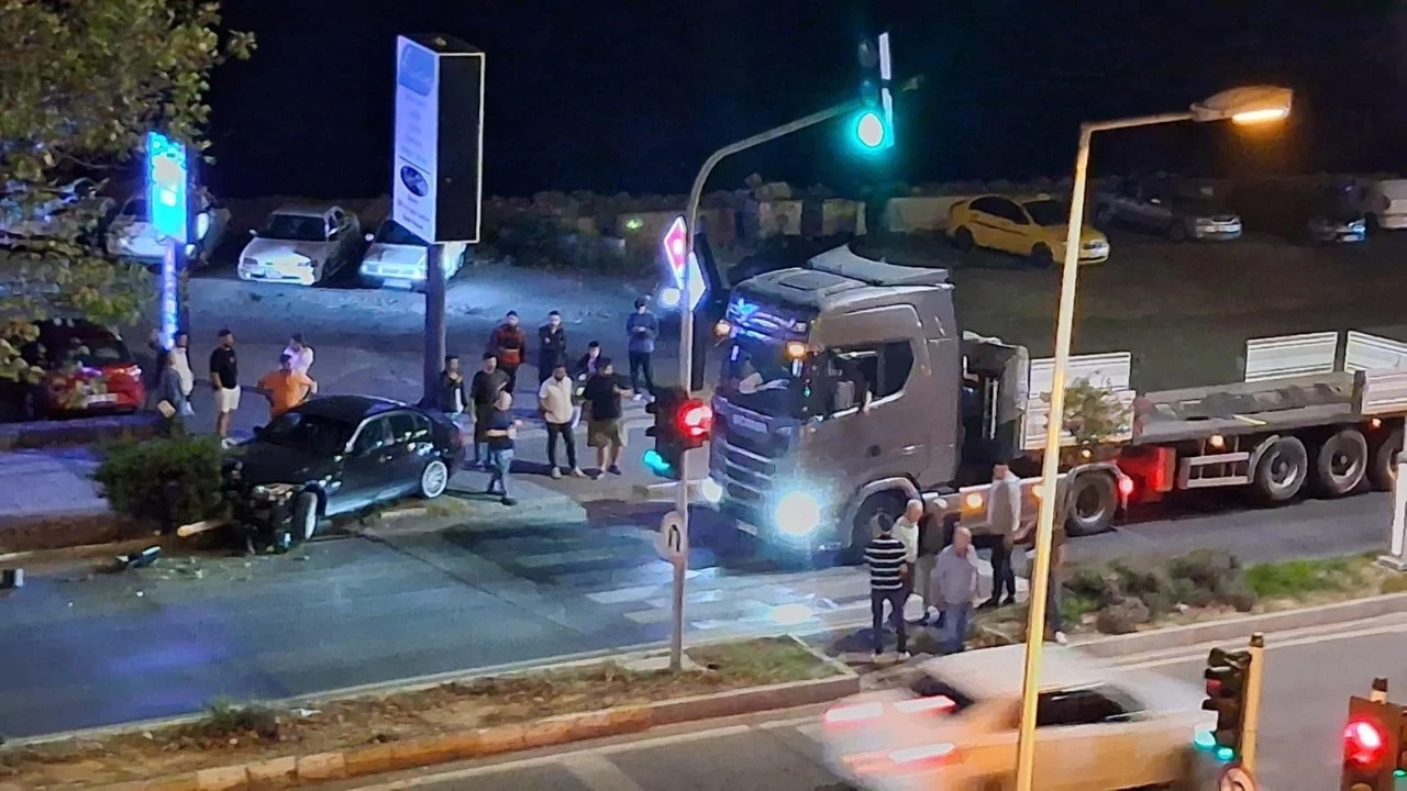 Kaza Yapan Eski Belediye Baskani Ehliyetsiz Ve Alkollu Cikti Augd