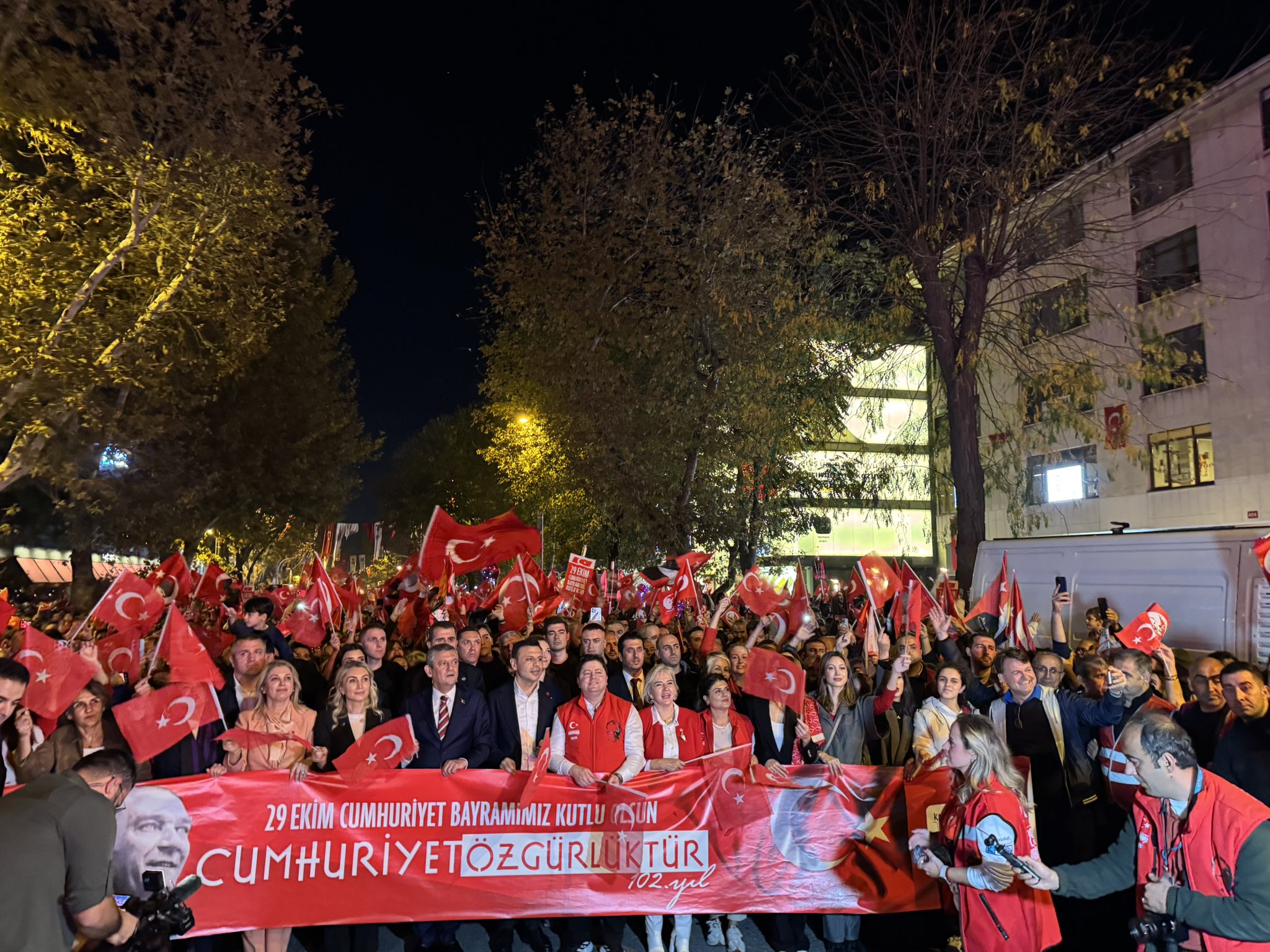 G4Cp Qk S Xo A A M T B