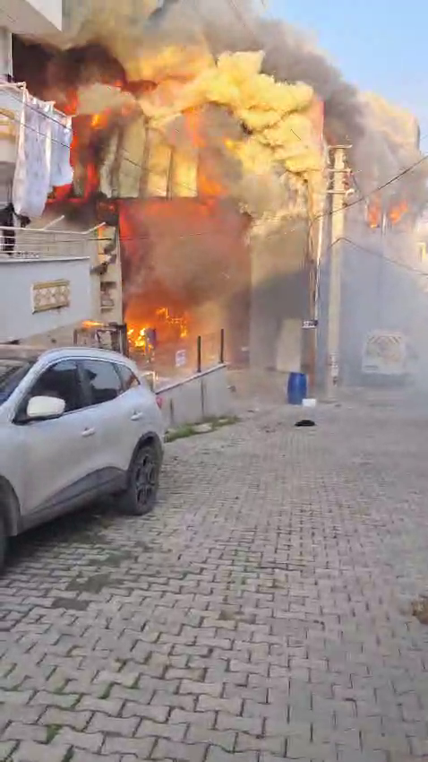 K O C A E L I D E K O Z M E T I K F A B R I K A S I N D A Y A N G I N 1004755 298119