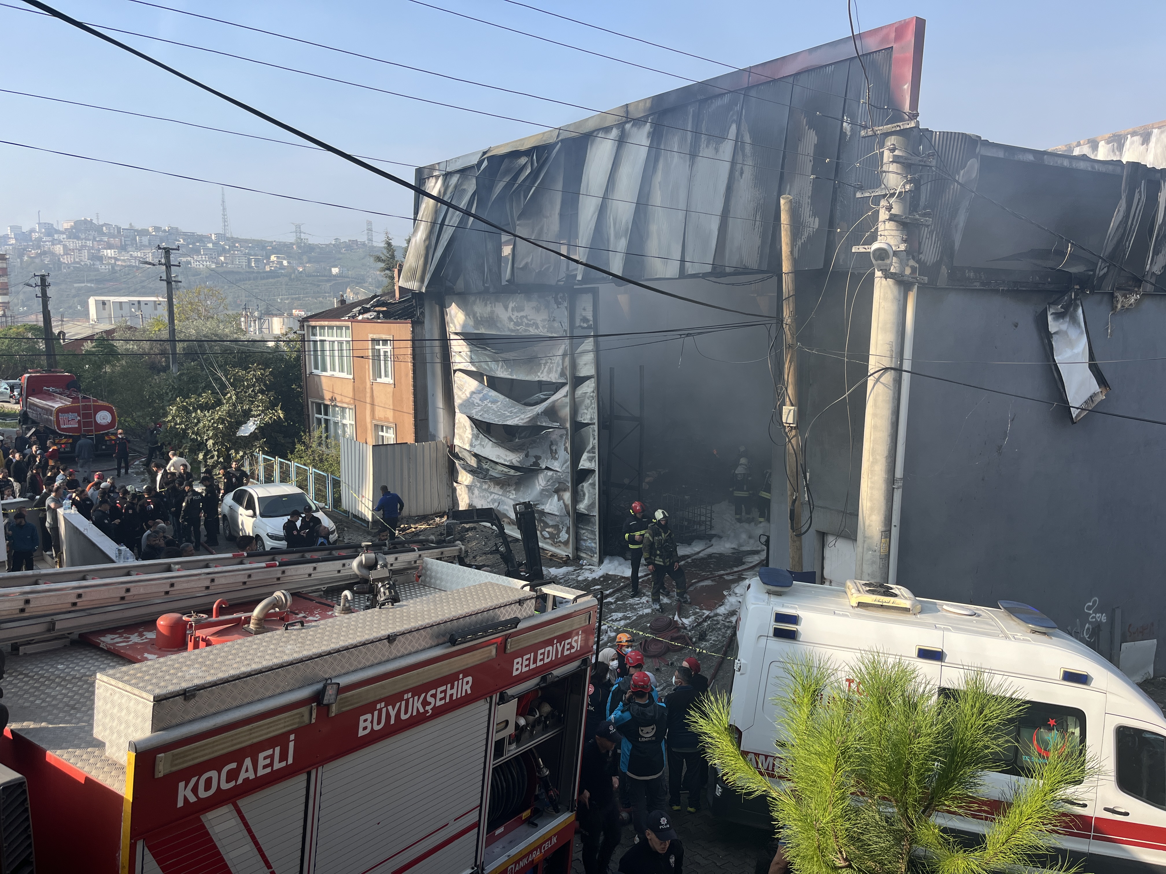 K O C A E L I D E K O Z M E T I K F A B R I K A S I N D A Y A N G I N 1004756 298119