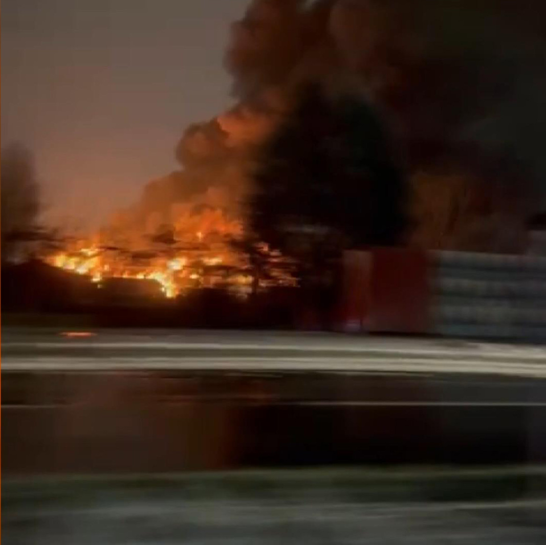 I S T A N B U L E S E N Y U R T T A Y A P I M A L Z E M E L E R I 1089072 323292