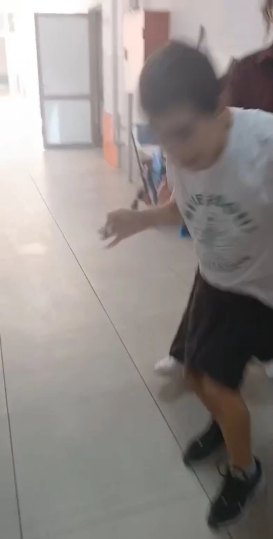 Otizmli Ogrencilerin Iple Baglanip 0Kxo