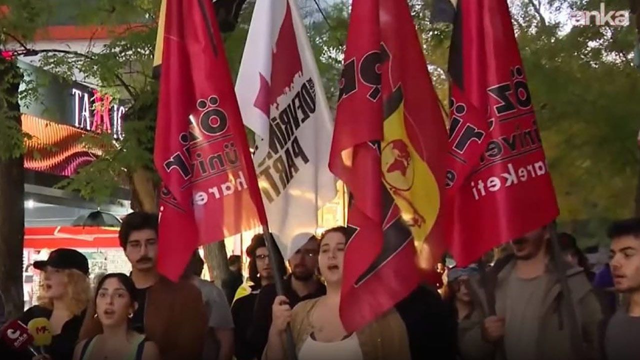 Üniversitelilerden CHP İstanbul'daki ablukaya karşı yürüyüş