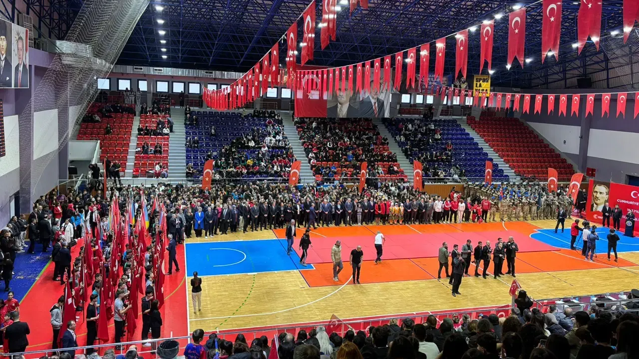 CHP'li vekilden 29 Ekim gösterisi iptaline sert tepki: ‘Çocukları cinsel obje olarak…’