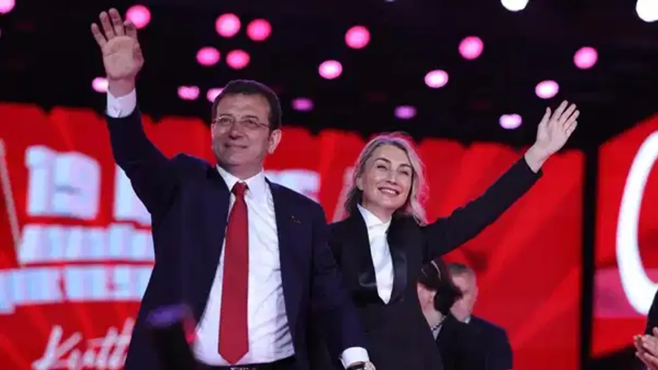 Dilek İmamoğlu'ndan '29 Ekim' paylaşımı: Cumhuriyet'in özü susturulmak istense de...