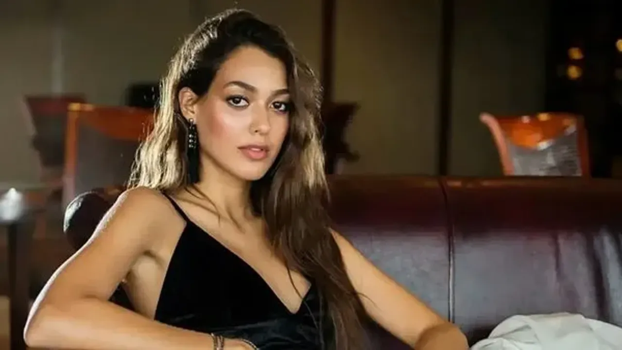 "Oyunculuk kutsal değil" diyen Dilan Çiçek Deniz'e meslektaşından tepki