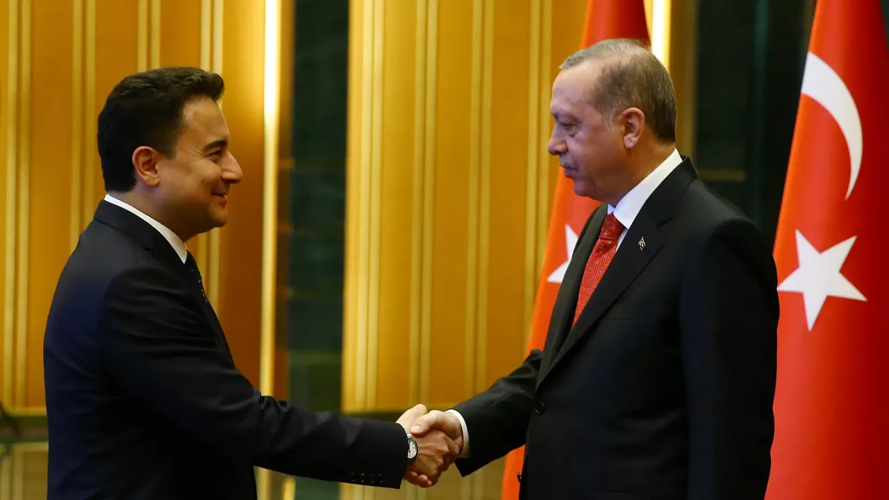 Ali Babacan'dan AKP ile ittifaka açık kapı: Kırgınlığım da kızgınlığım da yok