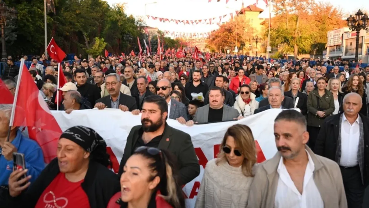 CHP'den Ankara'da 29 Ekim Cumhuriyet Bayramı yürüyüşü: Birinci Meclis'ten Anıtkabir'e