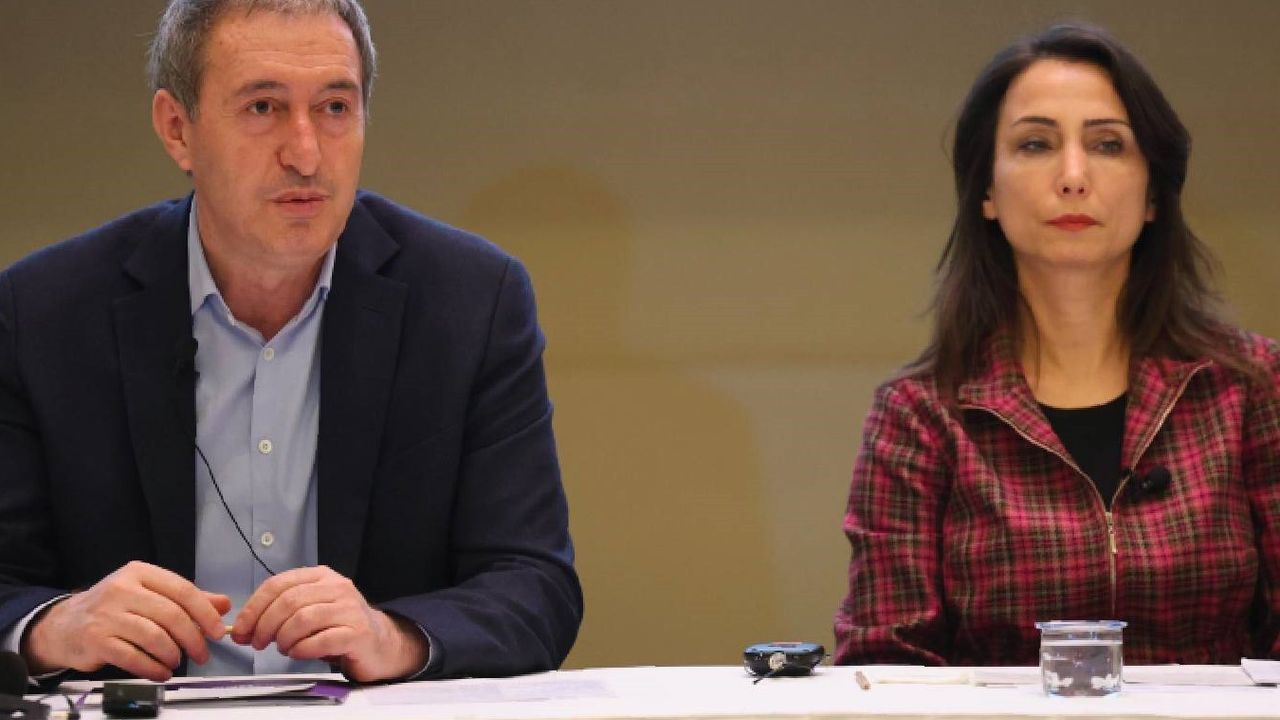 PKK'nın çekilme kararının ardından DEM Parti'den basın açıklaması: Öcalan'ın öngörüsü, ısrarı belirleyicidir