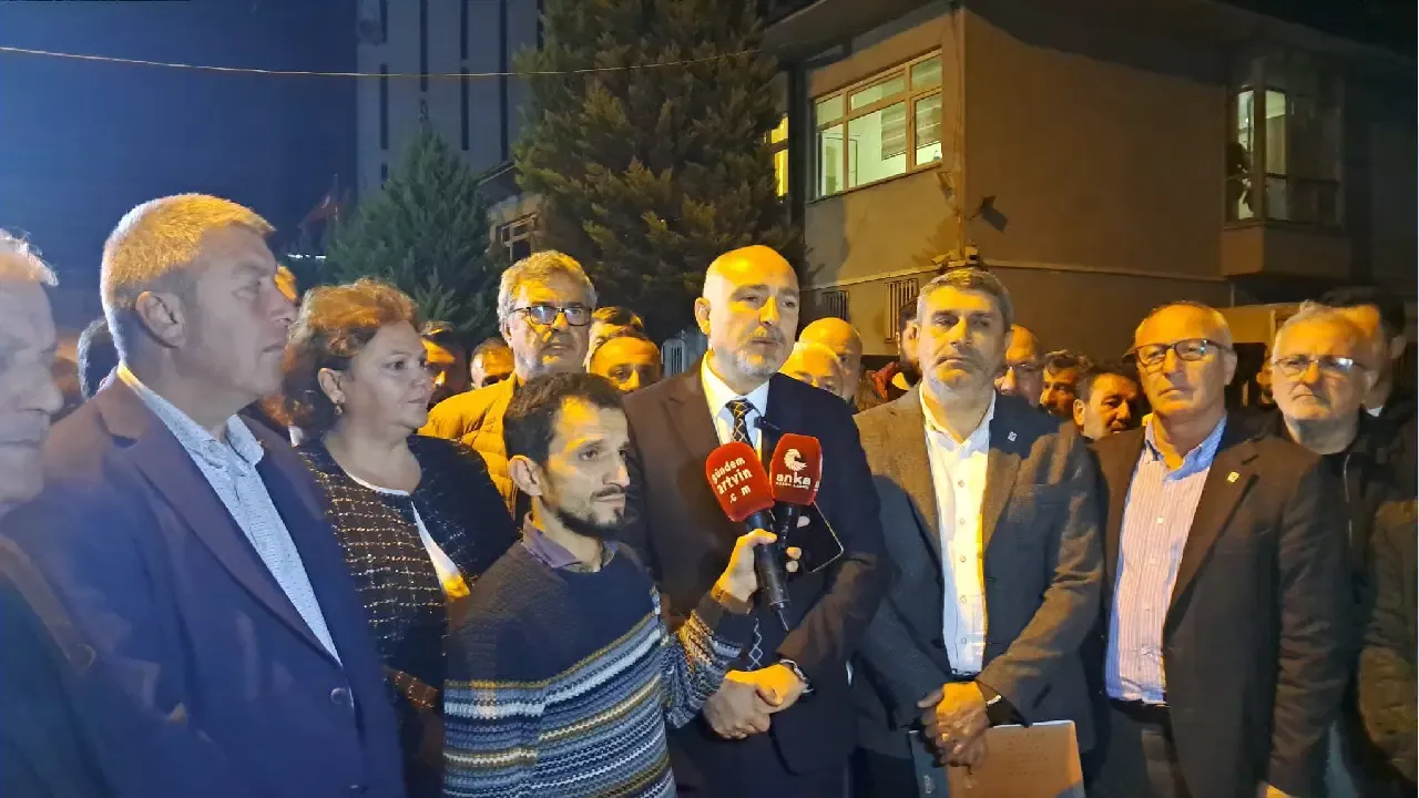 Hopa Belediye Başkanı Utku Cihan üç buçuk saat süren ifadesinden sonra açıklama yaptı