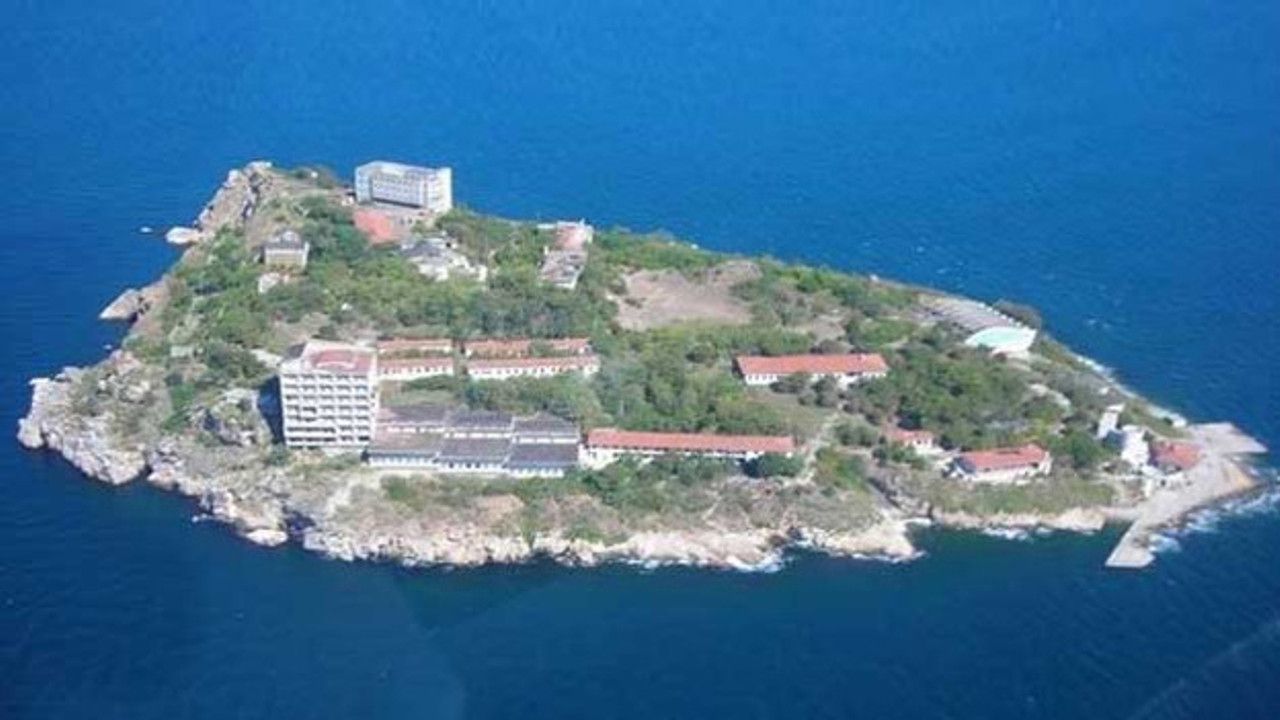 Öcalan ailesi ile görüştü…