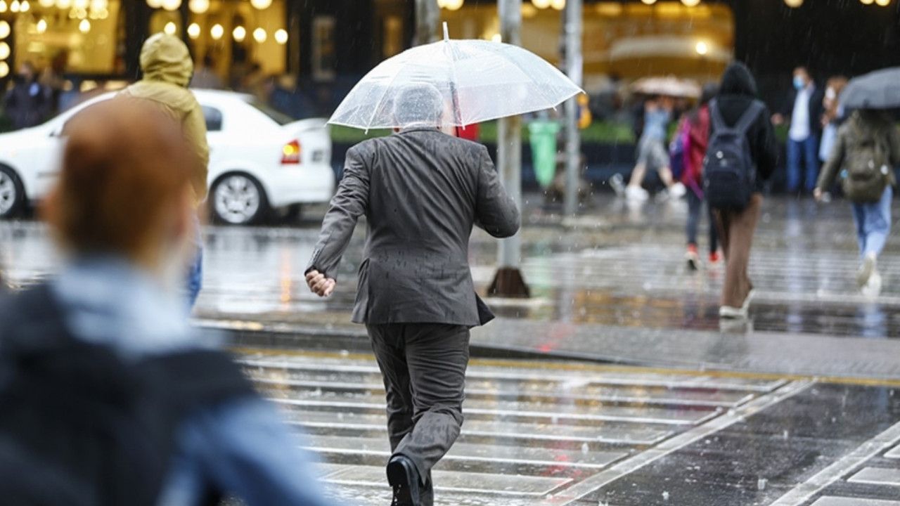 Bugün hava nasıl olacak? Meteoroloji'den o iller için 'sağanak' uyarısı