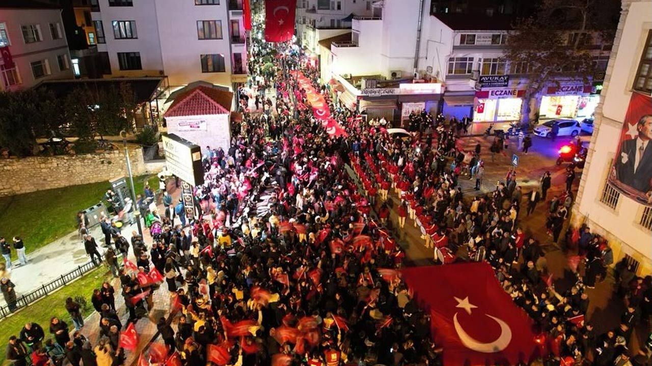 Büyük saygısızlık! Sinop Valisi Mustafa Özarslan Cumhuriyet Bayramı'nda milli marşlara engel olmaya çalıştı