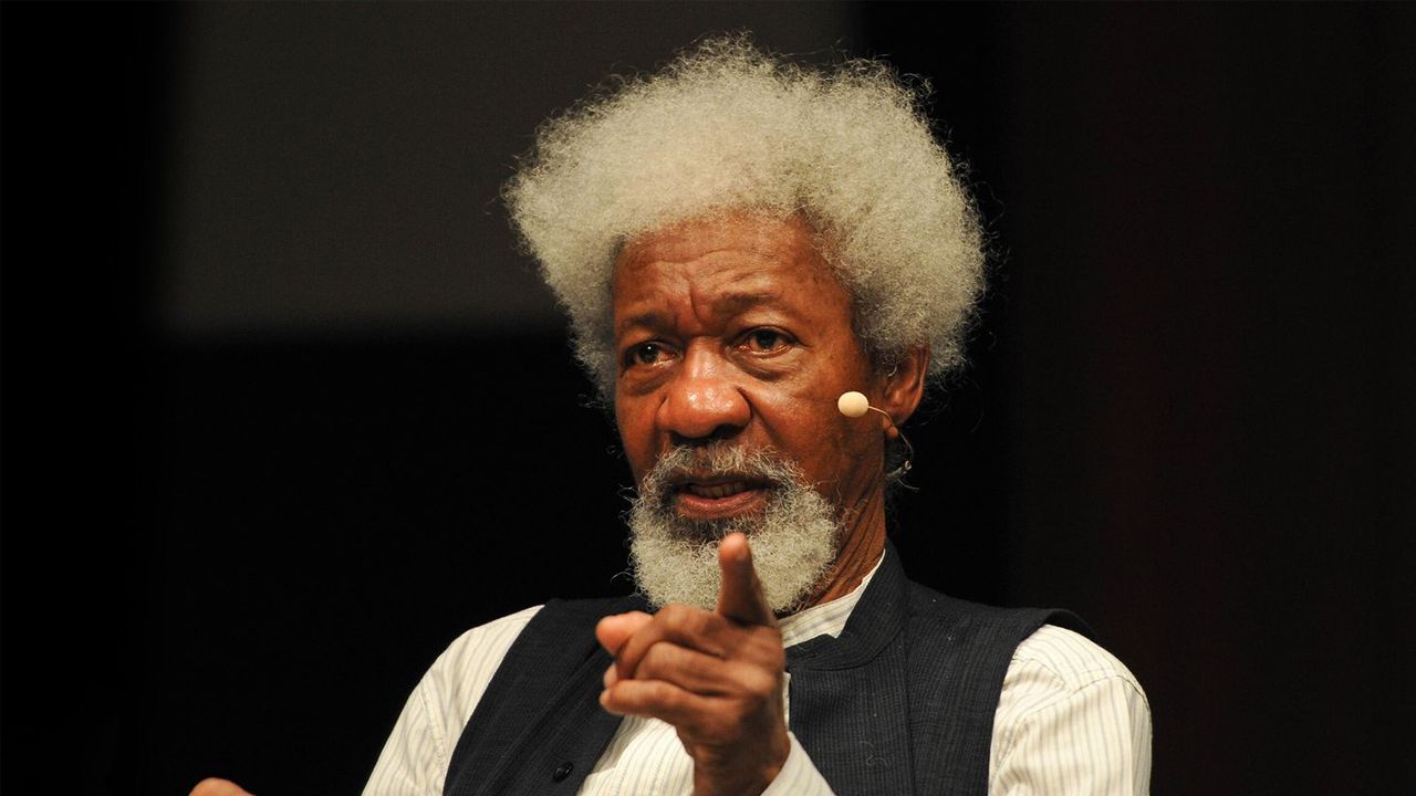 ABD, Nobel ödüllü yazar Soyinka'nın vizesini iptal etti!