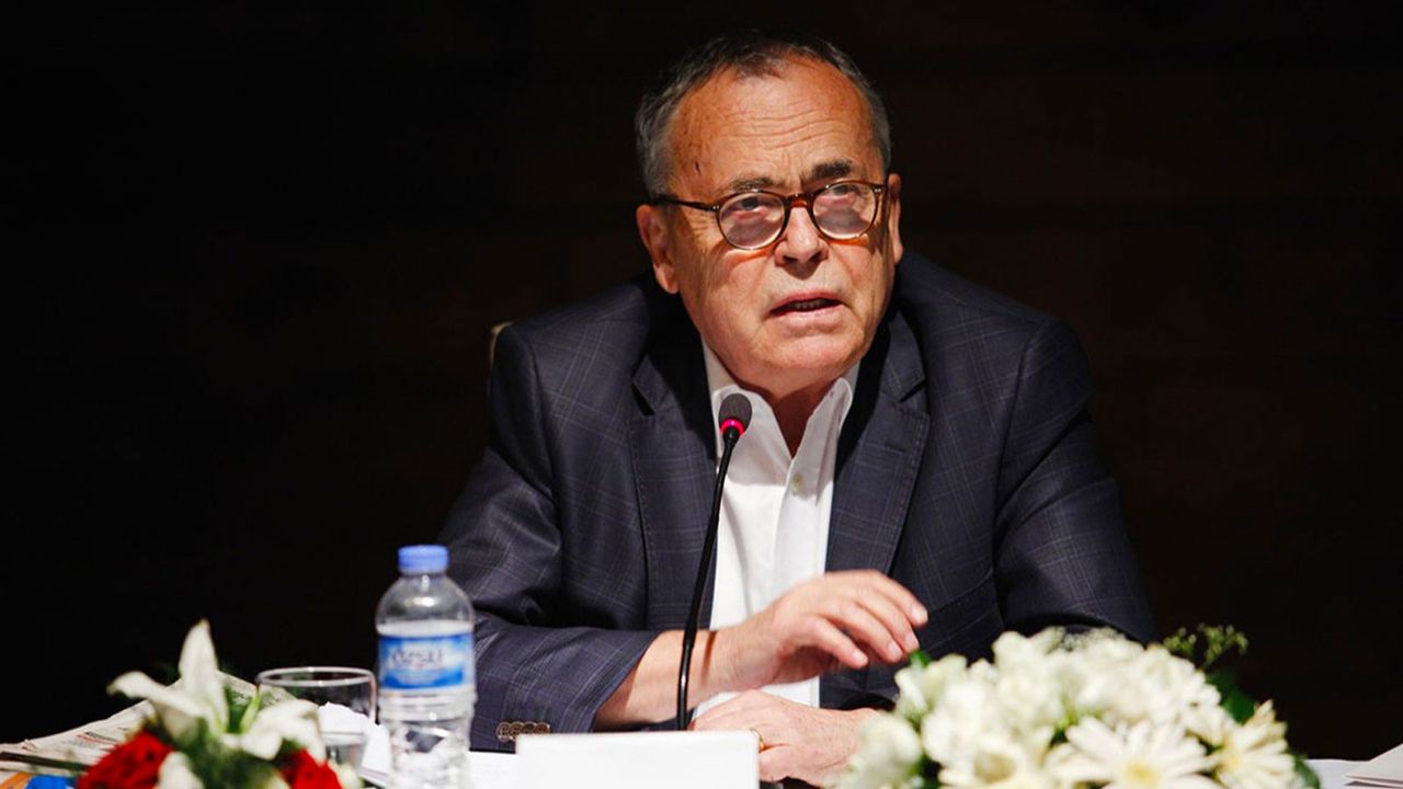 Hürriyet yazarı önerdi: "Tarikatlar, cemaatler yasaklanmalı"