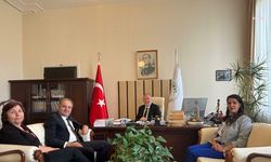 Emek Partisi, işçi haklarına yönelik hazırladıkları kanun teklifi için Meclis'te görüşmeler yaptı