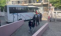 İzmir merkezli 4 ilde FETÖ operasyonu: 13 tutuklama