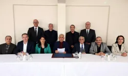 DEM Parti "İmralı'ya yolculuk" hazırlığında: Öcalan farklı siyasi partilerden yetkililerle görüşmek istiyor...