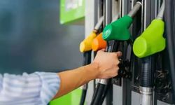 Benzina zam yolda: Cuma gününden itibaren tabelalara yansıyacak