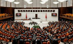 Resmi Gazete'de yayımladı: Meclis ‘çalışmaya devam’ dedi