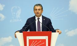 CHP’li Bulut, asgari ücretin güncellenmesine yönelik önergenin AKP ve MHP oylarıyla reddedilmesine tepki gösterdi
