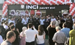 AKP'li başkanın ruhsatsız iş yeri açılışında "parmak ısırtan" protokol katılımı!