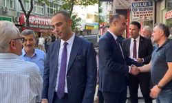 Halkın değil Belediye Meclisi'nin seçtiği Başkan vekili, seçim kazanmış gibi sokağa indi