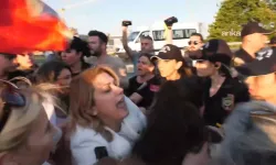 CHP Kadın Kolları'nın yürüyüşüne polis müdahalesi