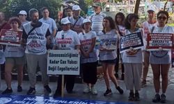 Direnen öğretmenler her yerde: “Geleceğimizi teslim etmeyeceğiz!”