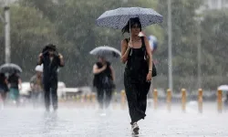 Bayramın 3. gününde meteorolojiden 4 il için uyarı geldi: Su baskınlarına dikkat!