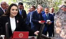 Alparslan Türkeş'in kızı Ayyüce Türkeş Taş'tan Devlet Bahçeli'ye hodri meydan! Yüzüne söyleyebilir miydiniz?