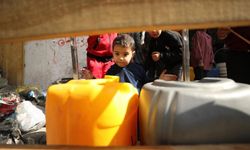 İsrail, temiz su temin etmek isteyen Filistinlilere saldırdı: 6'sı çocuk 10 kişi öldü