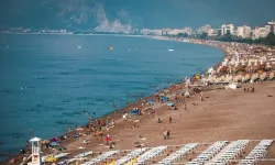 Bakan Şimşek'ten 'tuzaklı' hesaplama: Transit yolcuyu da turist saymış...