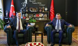CHP Genel Başkanı Özgür Özel, TİP Genel Başkanı Erkan Baş ile bir araya geldi