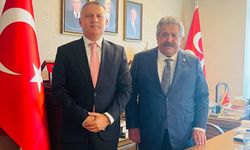 Ahmet Özer'in avukatı Hasan Sınar MHP'li Feti Yıldız'ı ziyaret etti