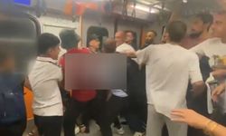 Metroda gençleri 'küfürlü konuşma' diye uyaran adamı evire çevire dövdüler