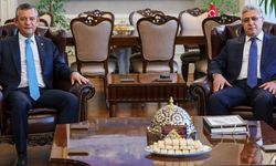 İktidar medyası Özgür Özel'in Yargıtay görüşmesini yazdı