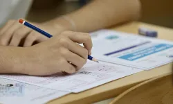 YKS'de 'çifte standart' skandalı: Yandaş sendika müdürünün oğlu sınava kimliksiz alındı!