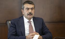 'Geri zekâlıya anlatır gibi' diyen Bakan’dan geri vites