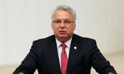 Eski AKP'li Kocabıyık’tan iktidar ve medyasına sert uyarı: “CHP’yi ezmek isteyenler kendi kuyusunu kazıyor”
