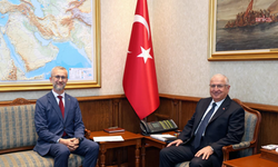 Milli Savunma Bakanı Güler, Ukrayna'nın Ankara Büyükelçisi Celal'i kabul etti