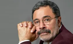 Ahmet Ümit'e dolandırıcı şoku! 'Başkomiser Nevzat' altın istedi...