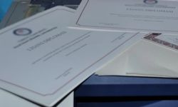 Ünlü şarkıcının diploması da sahte çıktı!