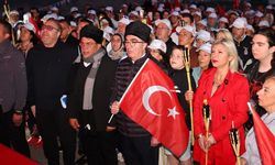 Bayrampaşalıların Kocatepe’de 103. yıl coşkusu