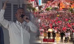 CHP lideri Özgür Özel Aksaray’da on binlerle buluştu