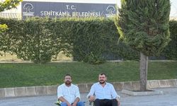 CHP’liler oturma eylemine başladı…
