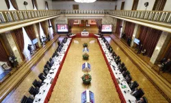 Süreç komisyonunda 3 partiden birer üye daha istendi