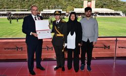 Şehit Ömer Halisdemir'in kızı Elif Nur Halisdemir teğmen oldu