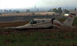 Adana'da uçak düştü